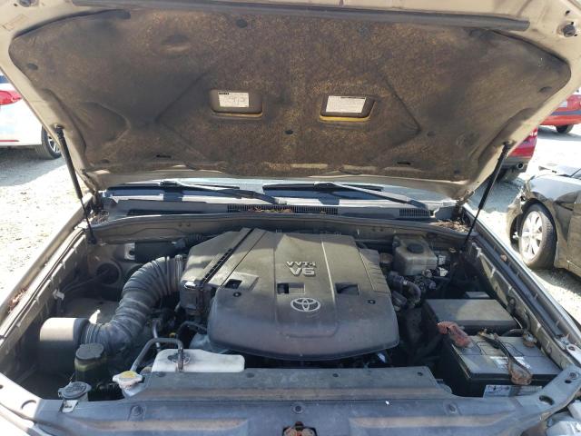 Photo 7 from auction – 2004 TOYOTA 4RUNNER SR with VIN JTEZU14R740019592