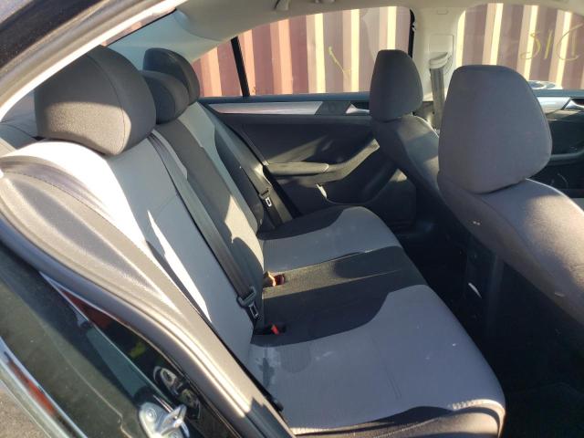Photo 6 from auction – 2018 VOLKSWAGEN JETTA S with VIN 3VW2B7AJ0JM260705