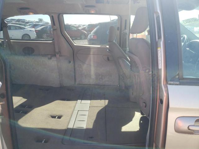 Photo 6 from auction – 2005 CHRYSLER TOWN & COU with VIN 2C4GP54L75R417284
