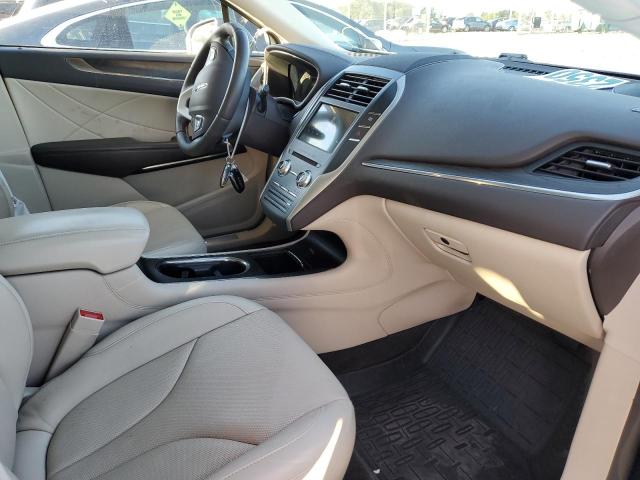 Photo 5 from auction – 2018 LINCOLN MKC RESERV with VIN 5LMCJ3D94JUL14242
