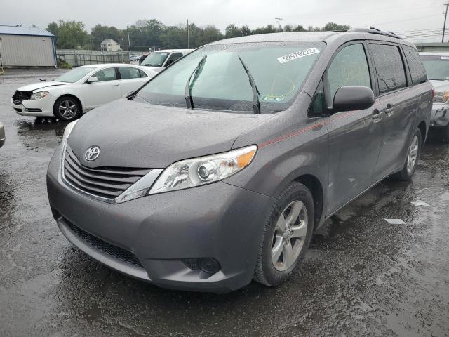 Photo 2 from auction – 2016 TOYOTA SIENNA LE with VIN 5TDKK3DC8GS696977