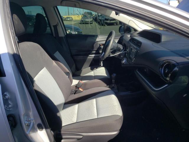 Photo 5 from auction – 2015 TOYOTA PRIUS C with VIN JTDKDTB37F1109273