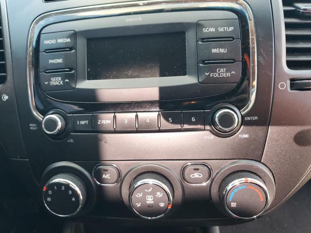Photo 9 from auction – 2018 KIA FORTE LX with VIN 3KPFK4A77JE211731