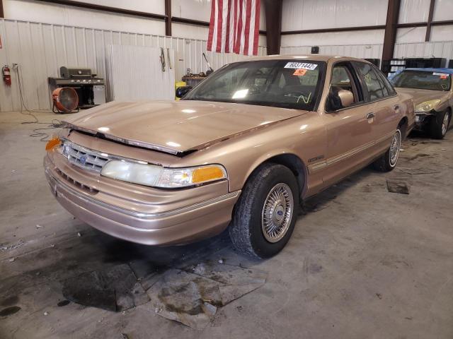 Photo 2 from auction – 1996 FORD CROWN VICT with VIN 2FALP73W0TX209574
