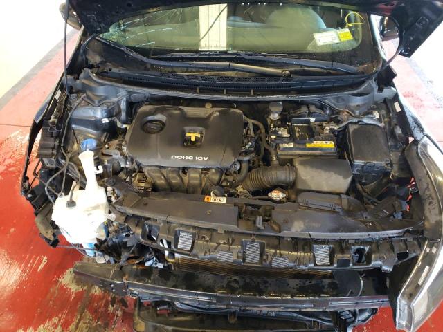 Photo 7 from auction – 2017 KIA FORTE LX with VIN 3KPFK4A71HE089930