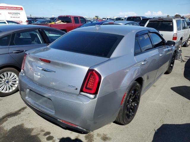 Photo 4 from auction – 2018 CHRYSLER 300 S with VIN 2C3CCABG0JH214623