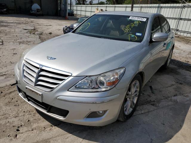 Photo 2 from auction – 2010 HYUNDAI GENESIS 4. with VIN KMHGC4DF0AU085259