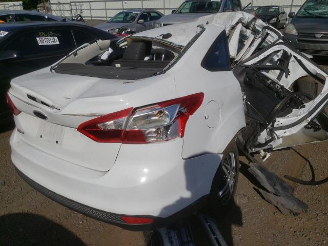 Photo 4 from auction – 2014 FORD FOCUS S with VIN 1FADP3E23EL315699