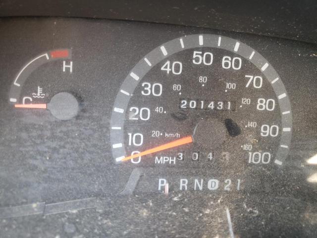 Photo 8 from auction – 2002 FORD ECONOLINE with VIN 1FBSS31L92HB05674