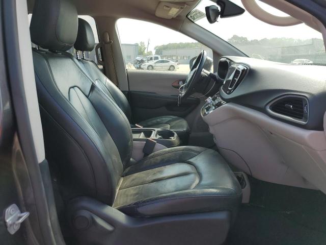 Photo 5 from auction – 2017 CHRYSLER PACIFICA T with VIN 2C4RC1BG8HR820505