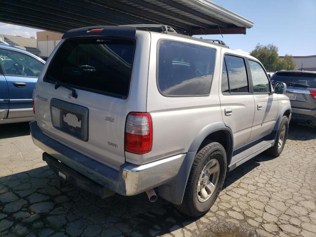Photo 4 from auction – 2000 TOYOTA 4RUNNER SR with VIN JT3GN86R9Y0138429