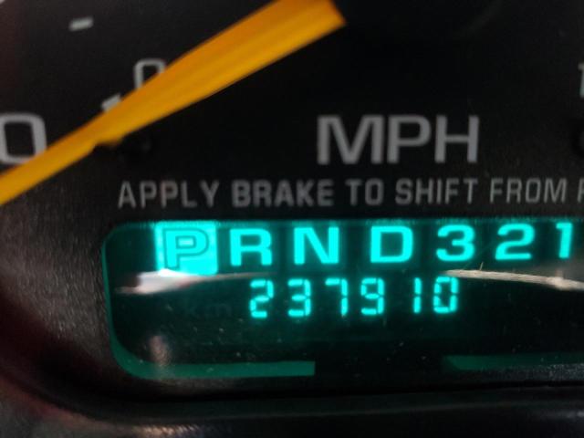 Photo 8 from auction – 2001 CHEVROLET SILVERADO4 with VIN 2GCEK19T611309495