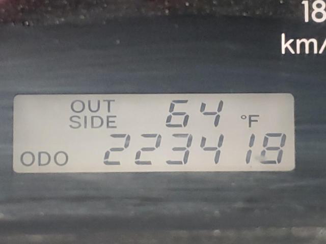 Photo 8 from auction – 2005 TOYOTA COROLLA CE with VIN 1NXBR32E55Z526628