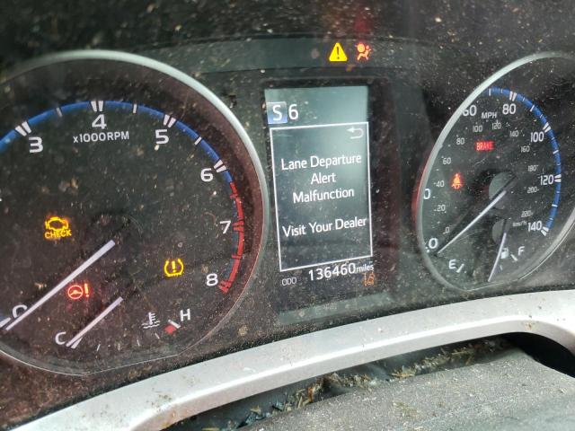 Photo 8 from auction – 2018 TOYOTA RAV4 LE with VIN JTMBFREV9JJ193325