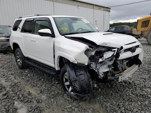 TOYOTA 4RUNNER SR 2018 with VIN JTEBU5JR0J5593074 - Photo from auction
