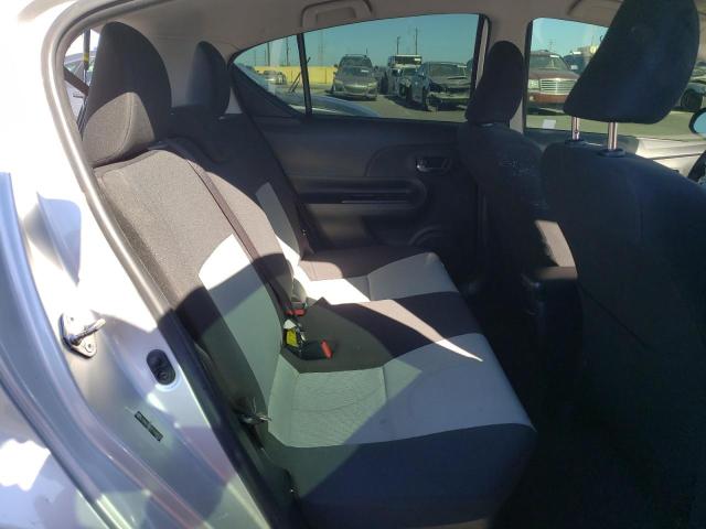 Photo 6 from auction – 2015 TOYOTA PRIUS C with VIN JTDKDTB37F1109273
