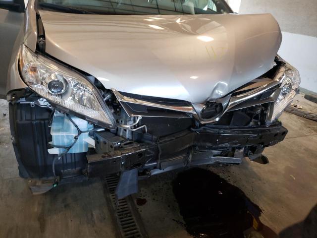 Photo 9 from auction – 2018 TOYOTA SIENNA with VIN 5TDYZ3DC1JS933502
