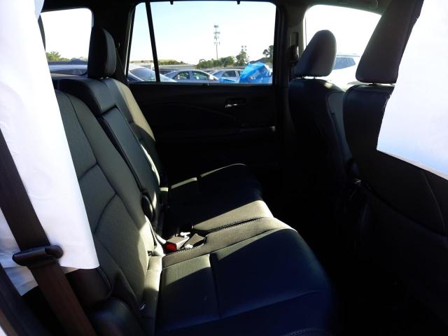 Photo 6 from auction – 2021 HONDA PASSPORT E with VIN 5FNYF8H57MB037456