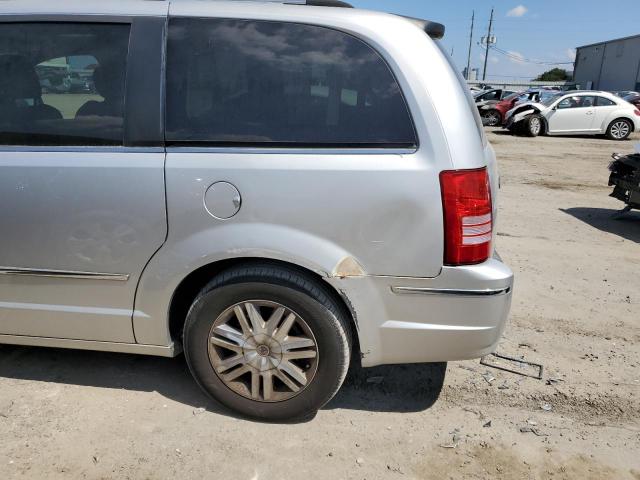 Photo 10 from auction – 2008 CHRYSLER TOWN & COU with VIN 2A8HR64X68R817180