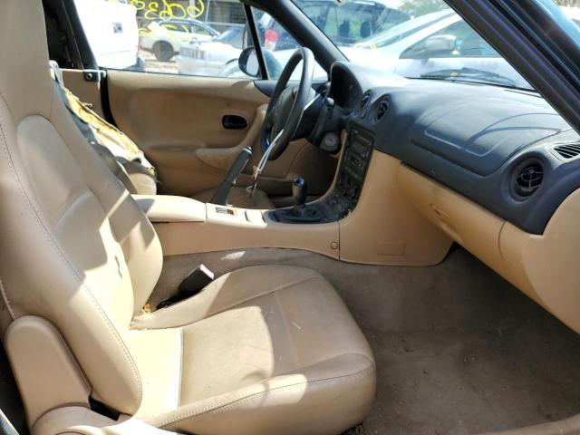 Photo 5 from auction – 1999 MAZDA MX-5 MIATA with VIN JM1NB3538X0116948