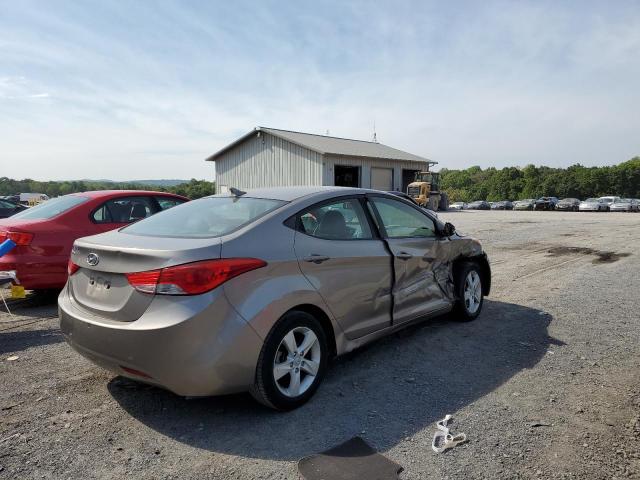 Photo 4 from auction – 2011 HYUNDAI ELANTRA GL with VIN 5NPDH4AE9BH016263