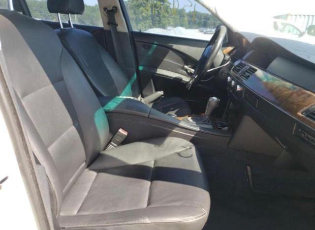 Photo 5 from auction – 2007 BMW 525 I with VIN WBANE53557CW60326