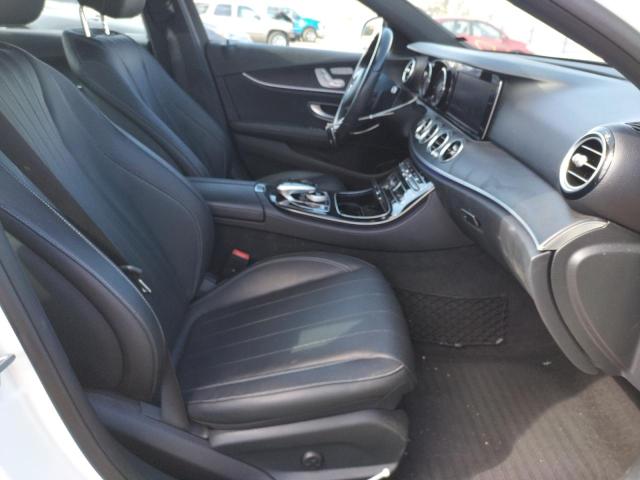 Photo 5 from auction – 2017 MERCEDES-BENZ E 300 with VIN WDDZF4JB2HA118270