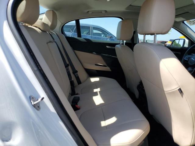 Photo 6 from auction – 2017 JAGUAR XE with VIN SAJAR4BG3HA976468