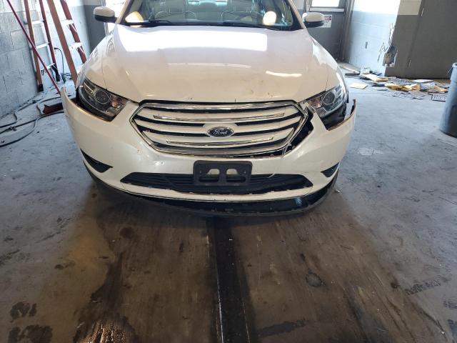 Photo 9 from auction – 2016 FORD TAURUS SEL with VIN 1FAHP2E8XGG121618