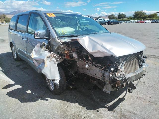 Photo 1 from auction – 2013 CHRYSLER TOWN & COU with VIN 2C4RC1GG0DR758083