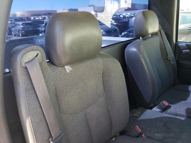 Photo 6 from auction – 2005 CHEVROLET SILVERADO with VIN 1GCEC14X75Z347242