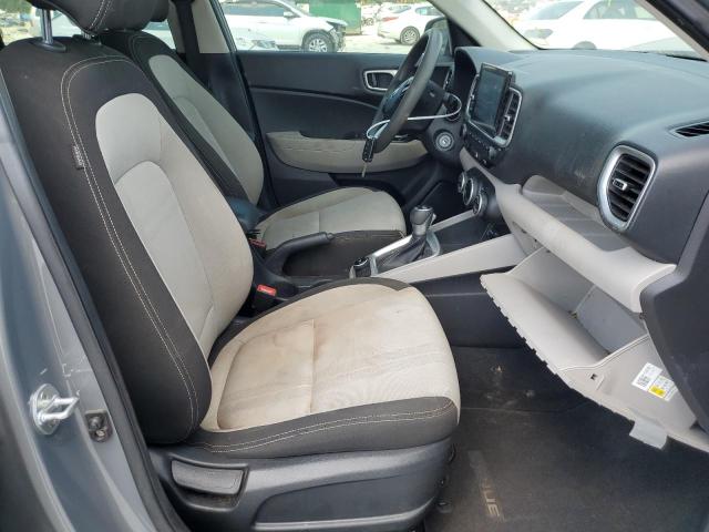 Photo 5 from auction – 2020 HYUNDAI VENUE SEL with VIN KMHRC8A31LU034642