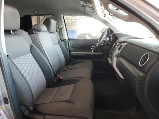 Photo 5 from auction – 2015 TOYOTA TUNDRA DOU with VIN 5TFRY5F18FX177974