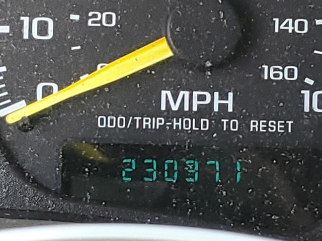 Photo 8 from auction – 2001 CHEVROLET BLAZER with VIN 1GNCS18W21K179676