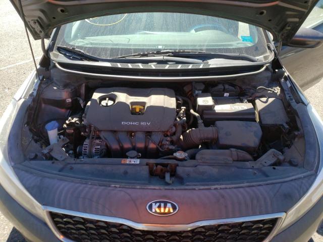 Photo 7 from auction – 2017 KIA FORTE LX with VIN 3KPFK4A79HE099735