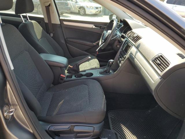Photo 5 from auction – 2018 VOLKSWAGEN PASSAT S with VIN 1VWAA7A32JC010755