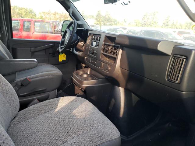 Photo 5 from auction – 2018 CHEVROLET EXPRESS G2 with VIN 1GCWGAFP6J1341687