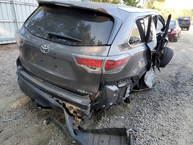 Photo 4 from auction – 2015 TOYOTA HIGHLANDER with VIN 5TDJKRFH1FS136031