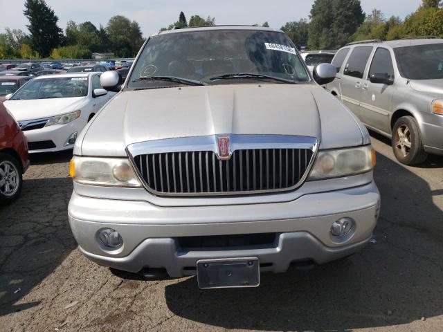Photo 9 from auction – 2000 LINCOLN NAVIGATOR with VIN 5LMFU28A2YLJ40321