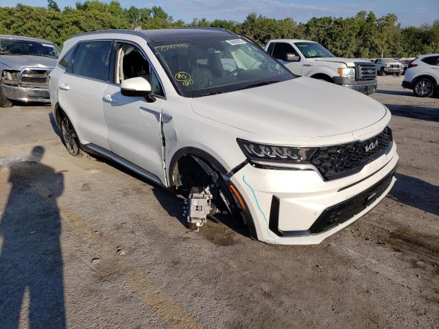 KIA SORENTO EX 2022 with VIN KNDRHDLG8N5091996 - Photo from auction