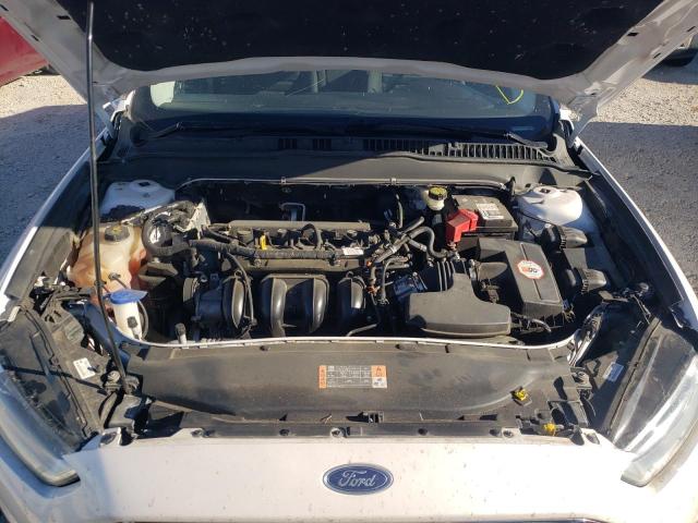 Photo 7 from auction – 2016 FORD FUSION SE with VIN 3FA6P0H79GR371696