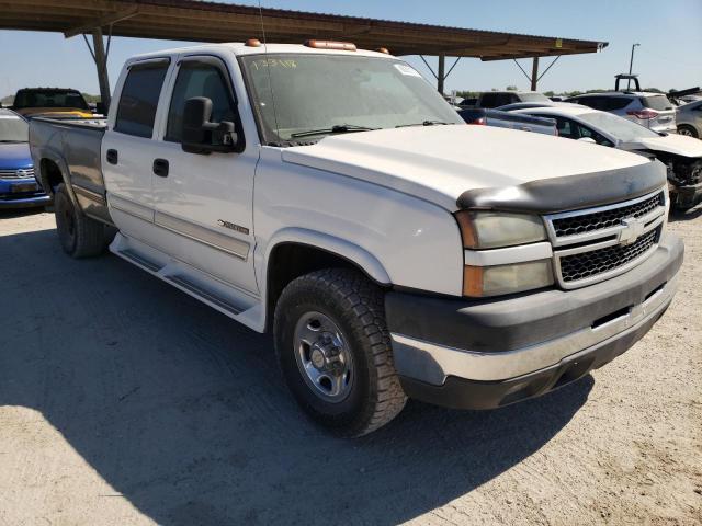 CHEVROLET SILVERADO 2006 with VIN 1GCHC23U36F133118 - Photo from auction