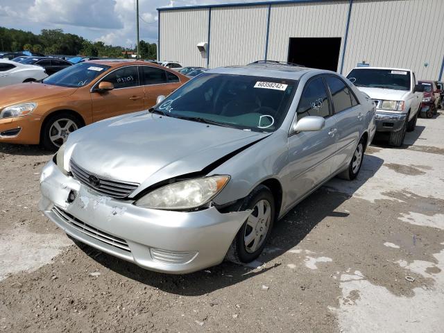 Photo 2 from auction – 2005 TOYOTA CAMRY LE with VIN 4T1BE30K15U557802