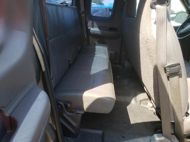 Photo 6 from auction – 2004 FORD F-150 HERI with VIN 2FTRX17224CA95630