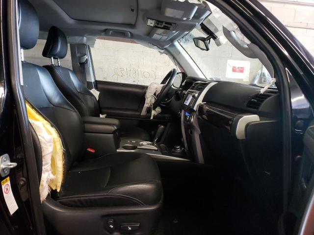 Photo 5 from auction – 2018 TOYOTA 4RUNNER SR with VIN JTEBU5JR7J5490931
