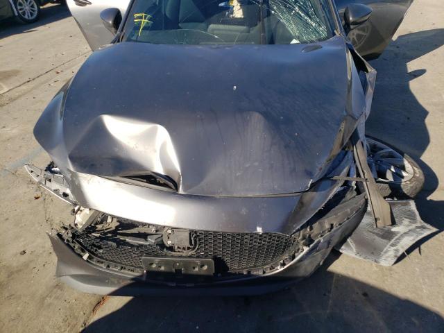 Photo 9 from auction – 2019 MAZDA 3 with VIN JM1BPAJM7K1137896