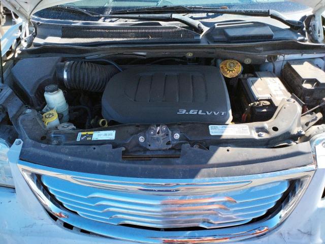 Photo 7 from auction – 2016 CHRYSLER TOWN & COU with VIN 2C4RC1BG4GR164754