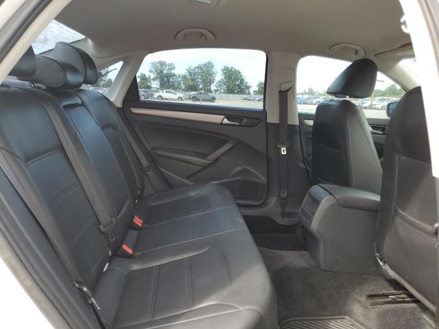 Photo 6 from auction – 2015 VOLKSWAGEN PASSAT S with VIN 1VWAT7A39FC085101