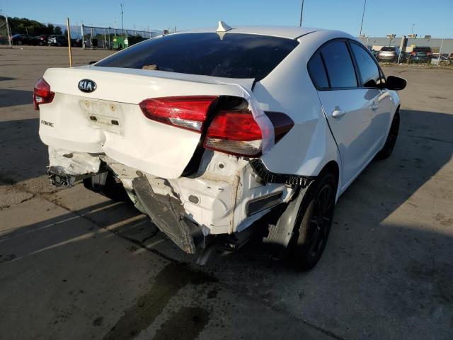 Photo 4 from auction – 2018 KIA FORTE LX with VIN 3KPFK4A77JE211731
