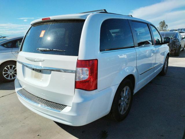Photo 4 from auction – 2016 CHRYSLER TOWN & COU with VIN 2C4RC1BG4GR164754